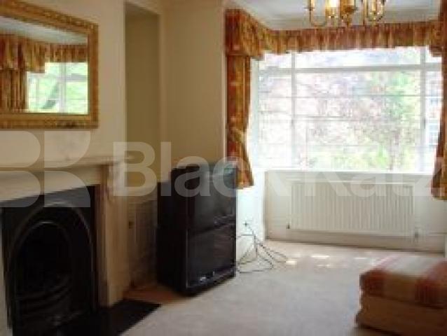 			New Instruciton, 2 Bedroom, 1 bath, 1 reception Flat			 Cochrane Close, ST JOHNS WOOD